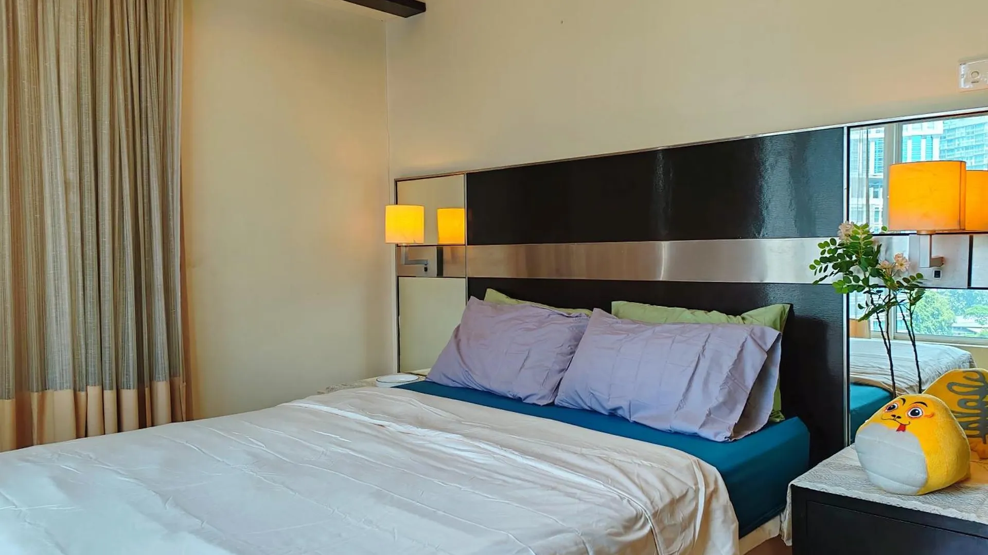 9 Bukit Bintang 5 Minutes To Alor Street Seri Bukit Ceylon 2R2B 8 Pax Kuala Lumpur