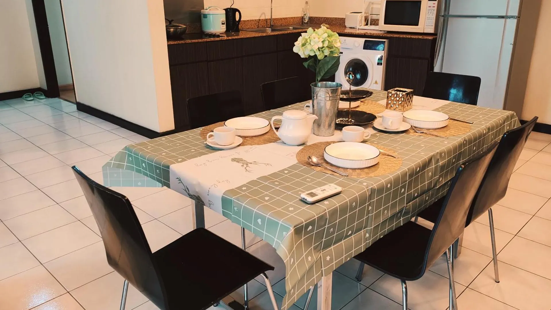Apartment 9 Bukit Bintang 5 Minutes To Alor Street Seri Bukit Ceylon 2R2B 8 Pax Kuala Lumpur