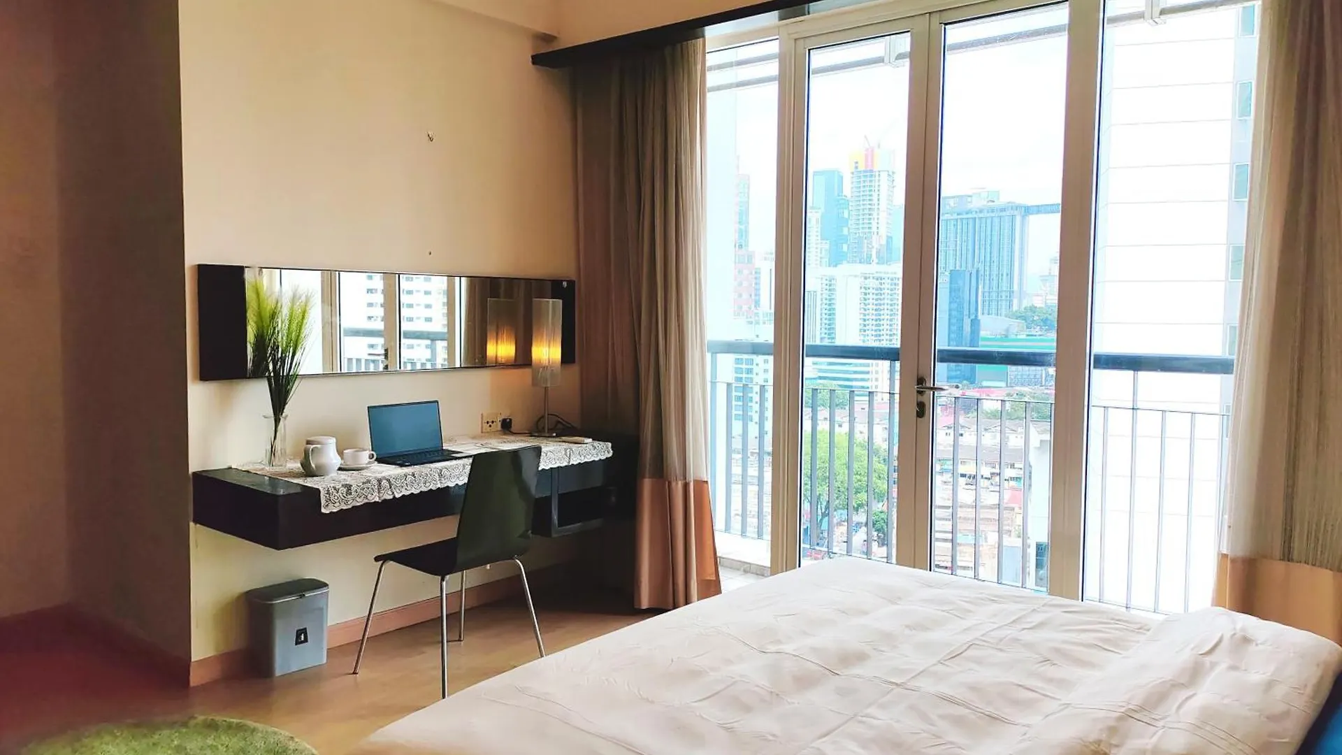 Apartment 9 Bukit Bintang 5 Minutes To Alor Street Seri Bukit Ceylon 2R2B 8 Pax Kuala Lumpur